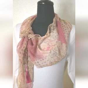 NEW Indigo Paisley 100% Silk Pink and Cream Wrap Scarf